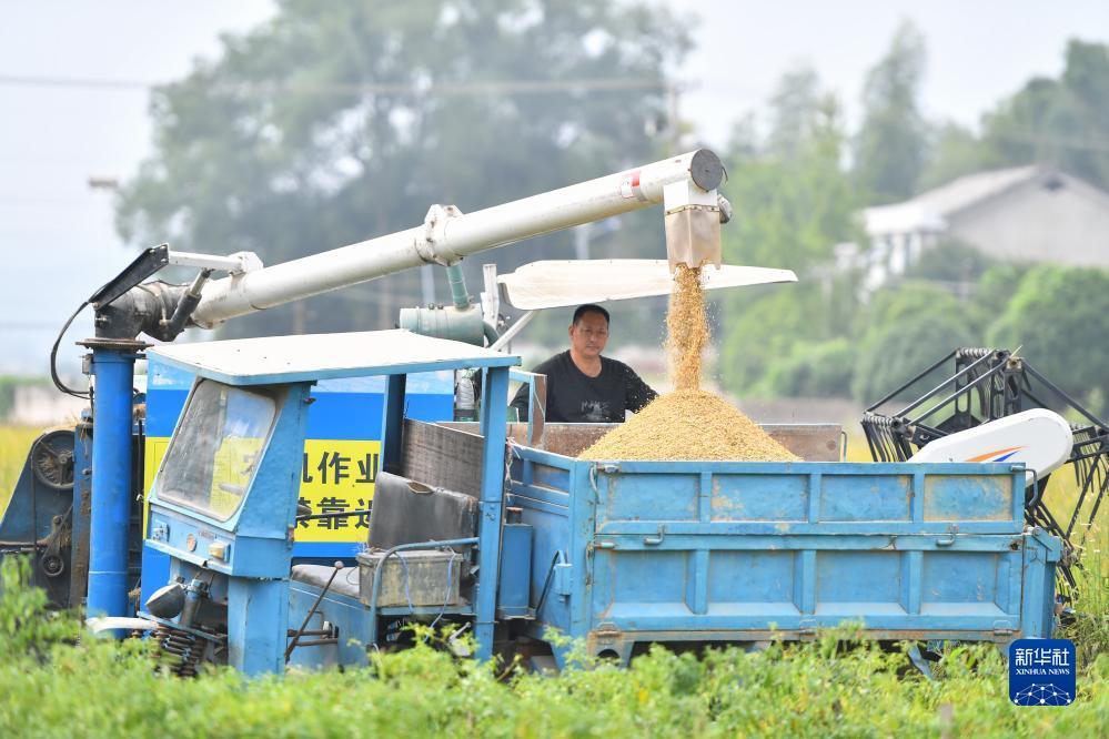 下载游戏中心安装